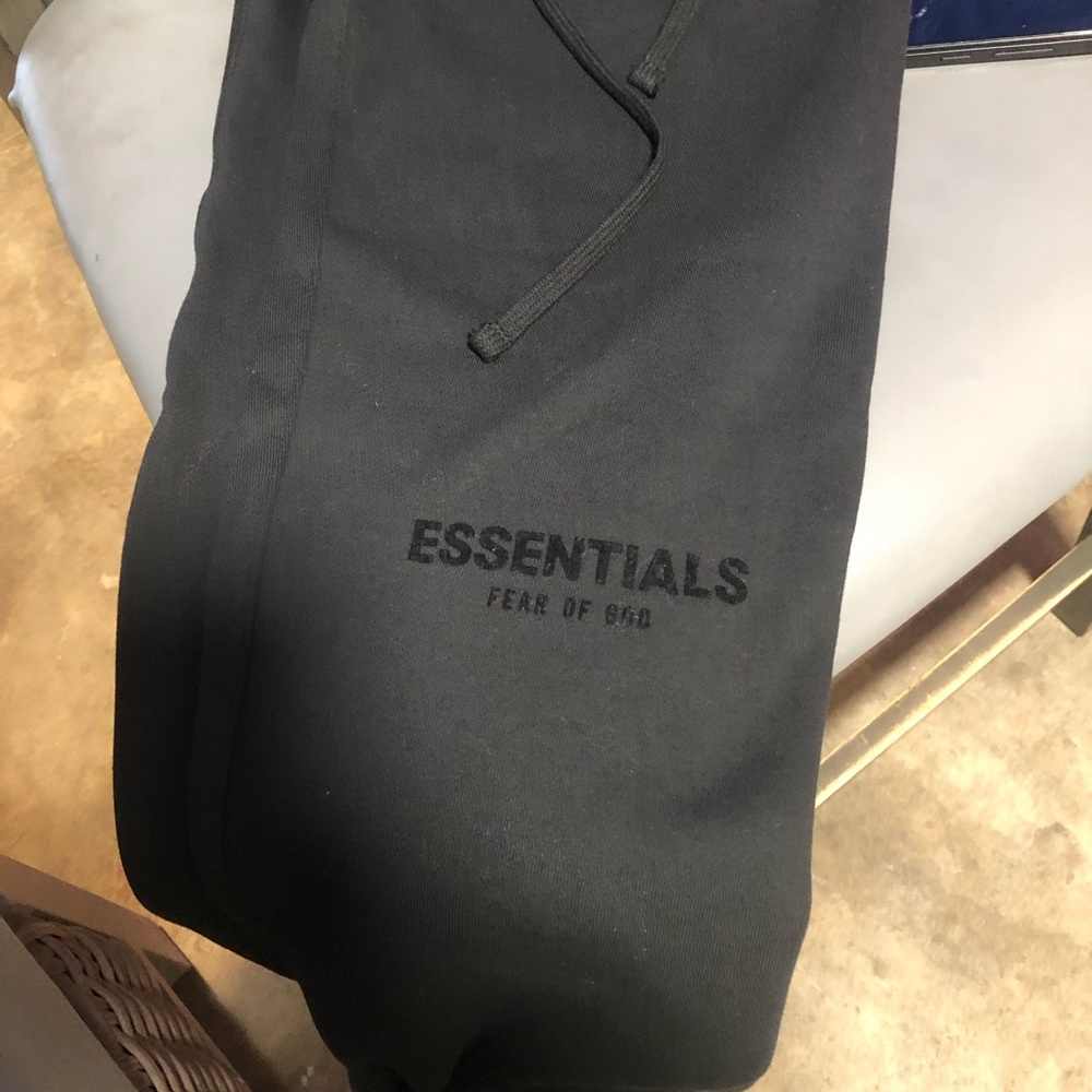 Fear of God Black Sweatpants - Picture 9 of 9